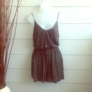 Adorable romper with POCKETS!